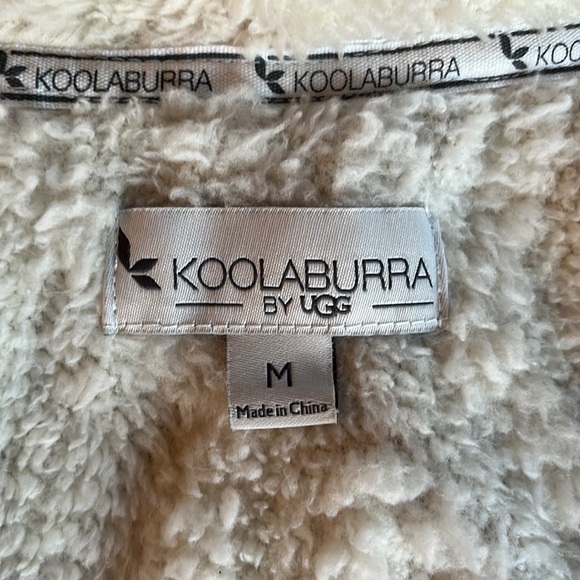 KOOLABURRA by UGG Embossed Sherpa Fuzzy Fleece Vest Birch Cream M - Picture 10 of 11